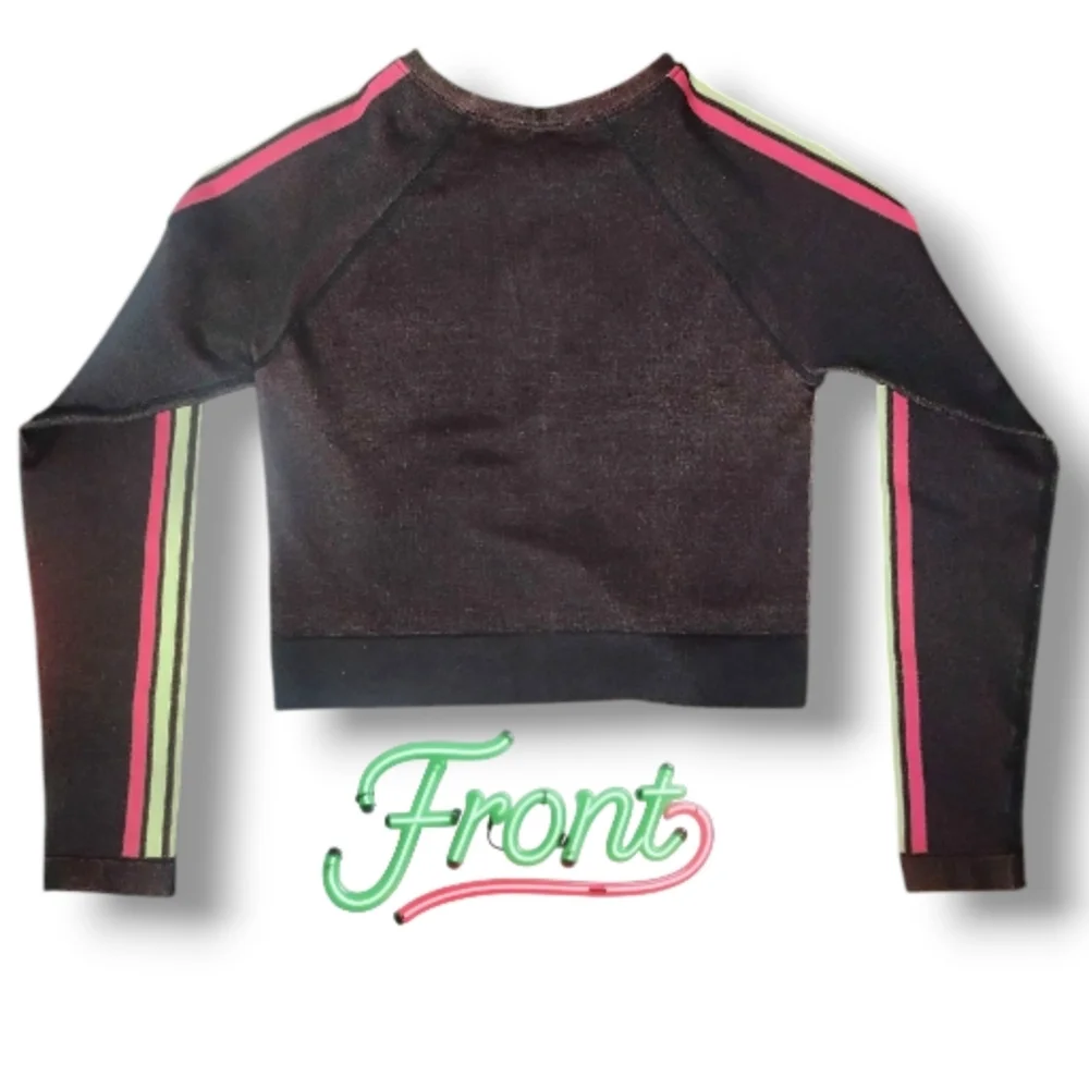 Fabletics Long Sleeve Aisley Crop Top | Black Seamless | Size XL | NWOT - Picture 4 of 11